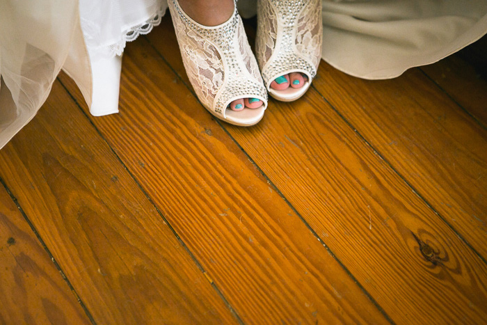 bride's lace booties