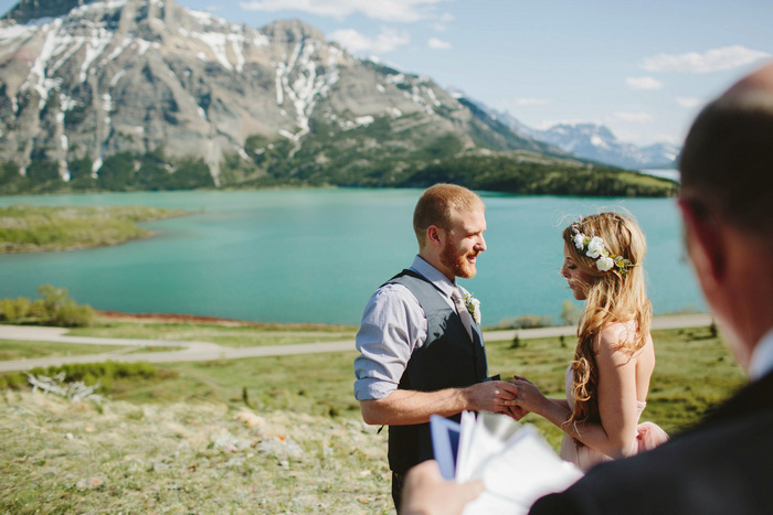 elopement ceremony in Alberta mountains