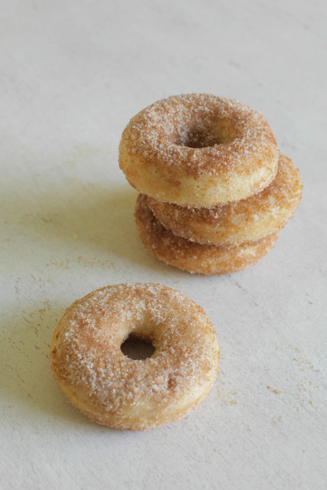 http-::www.stylemepretty.com:living:2013:10:16:apple-cider-donuts: