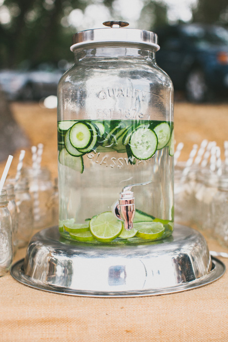 cucumber water dispenser 