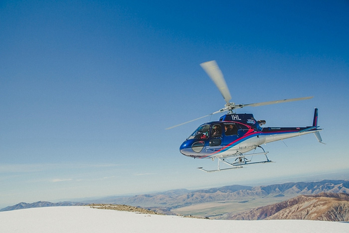 helicopter landing on snow