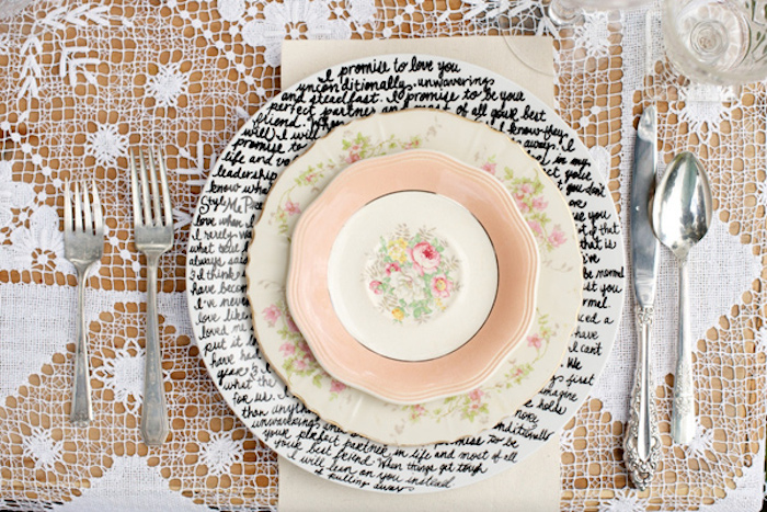 http-::ruffledblog.com:ruffled_galleries:diy-script-plates: