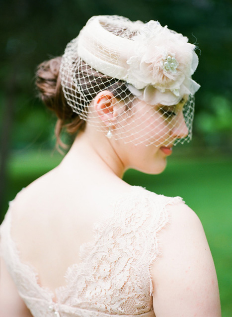 bride in hat with blusher veil