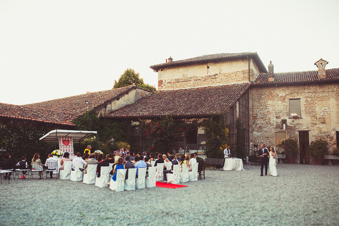 outdoor Milan wedding ceremony