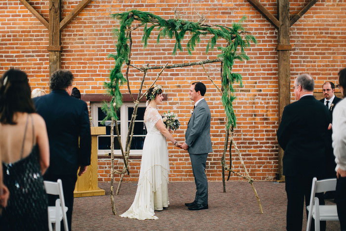 rustic wedding ceremony