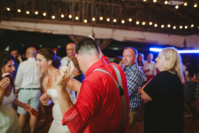 wedding guests dancing