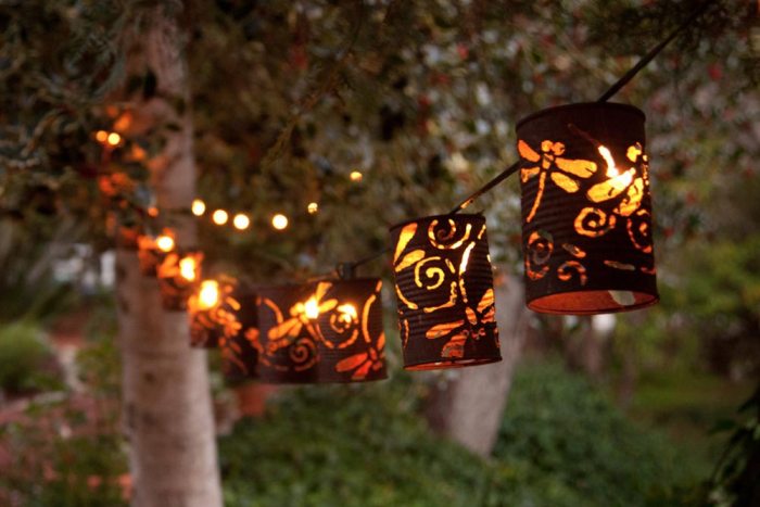 old-monterey-inn-garden-lights