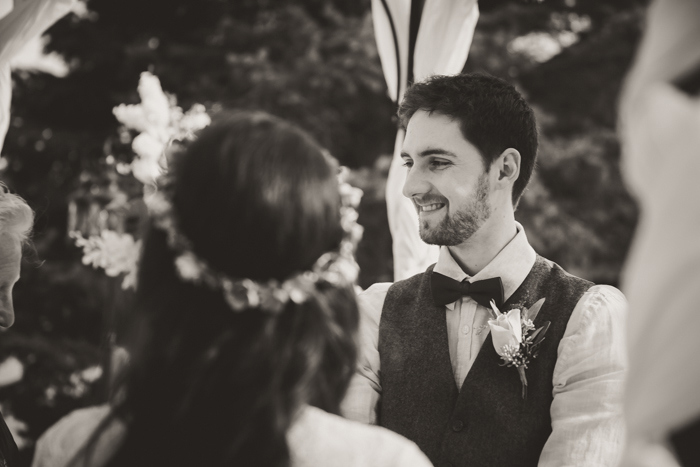 groom during elopement cereony