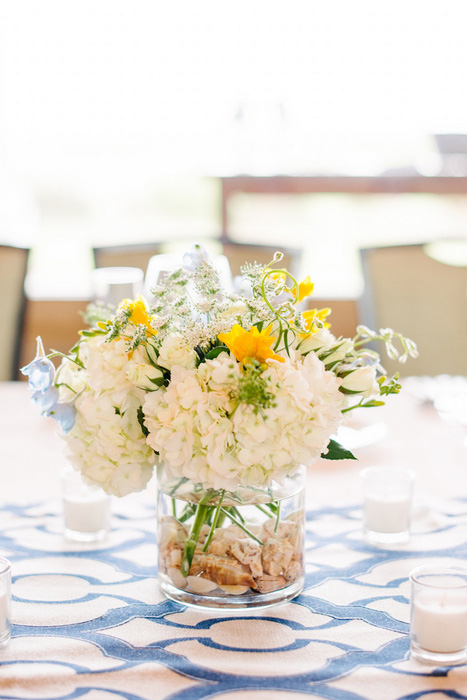 white wedding centerpiece