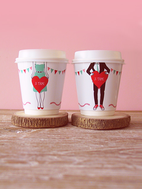 http-::www.eatdrinkchic.com:post.cfm:diy-je-t-aime-coffee-cup-wrappers