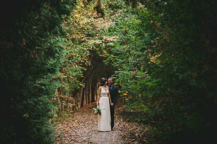 weddingportrait in the woods