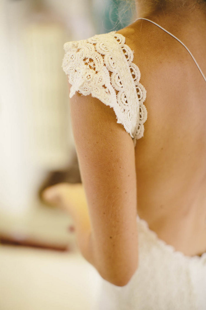 bride's lace cap sleeve