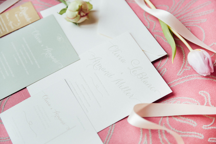 feminine weding invitation