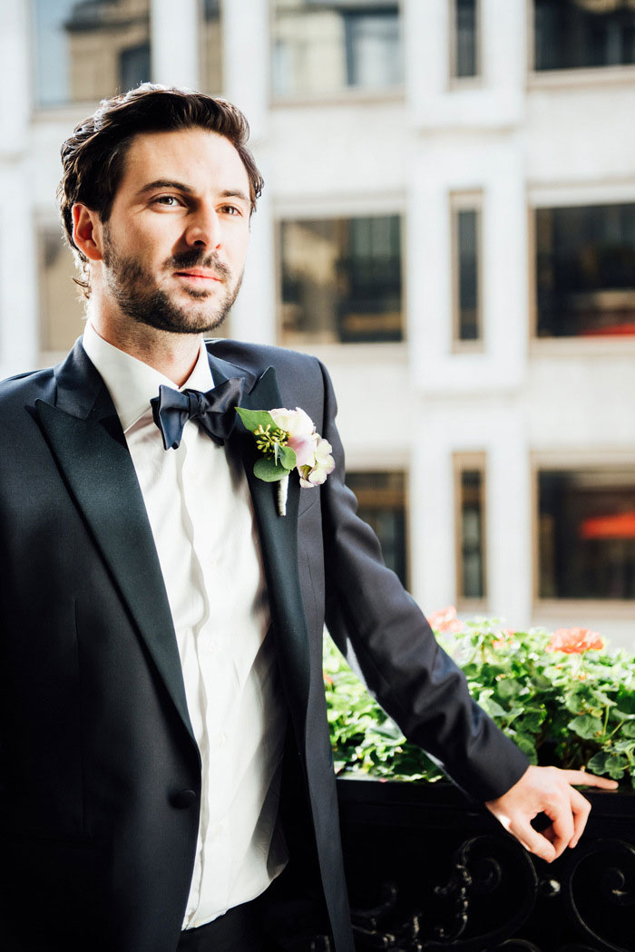 groom portrait