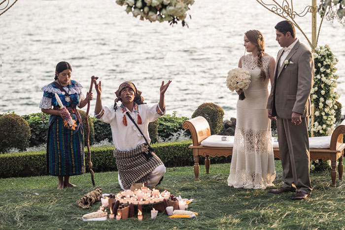 Guatemalan wedding ceremony