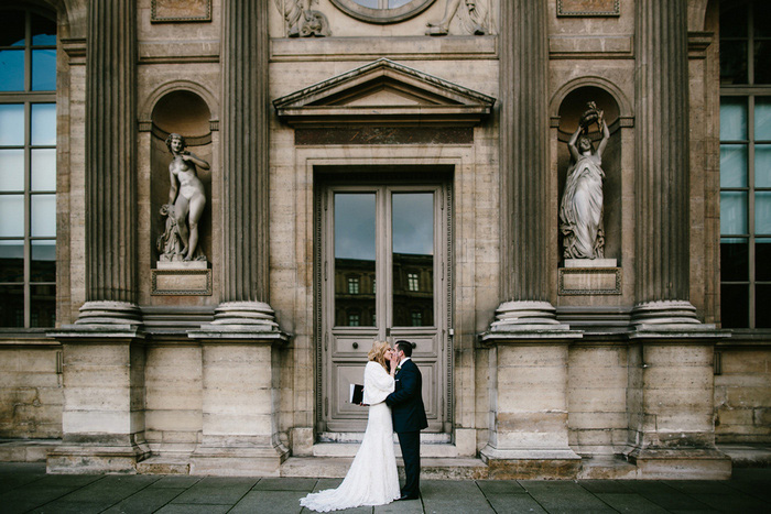 elopement ceremony at the Louvre