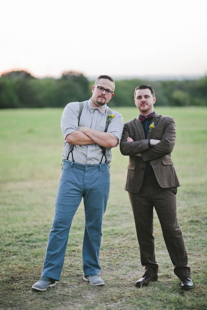 groom and best man portrait