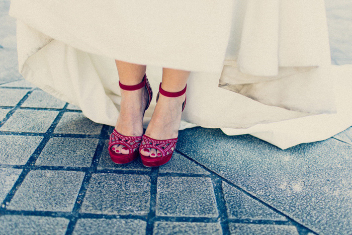 bride's pink wedding shoes