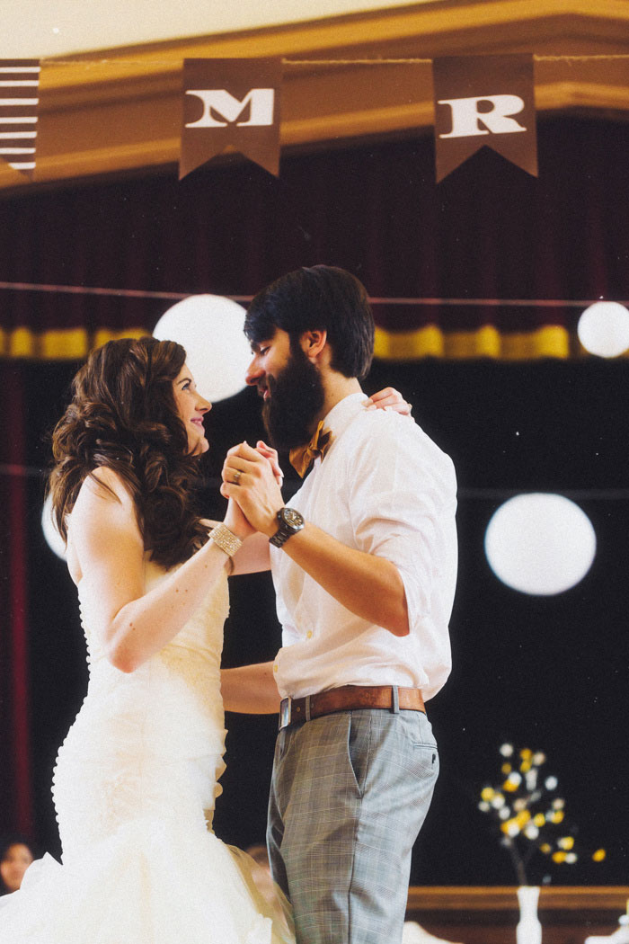 bride and groom first dance