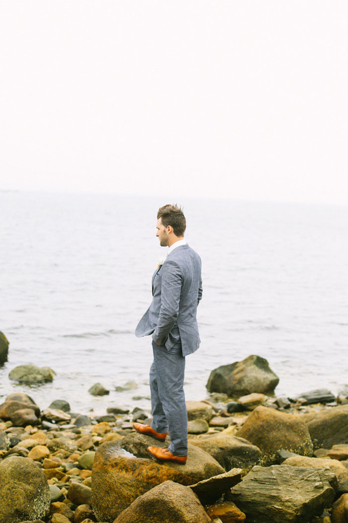 groom portrait