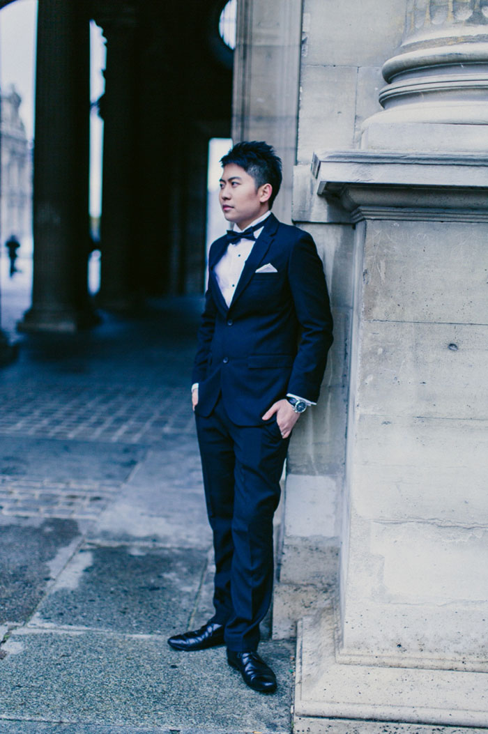 groom portrait in Paris