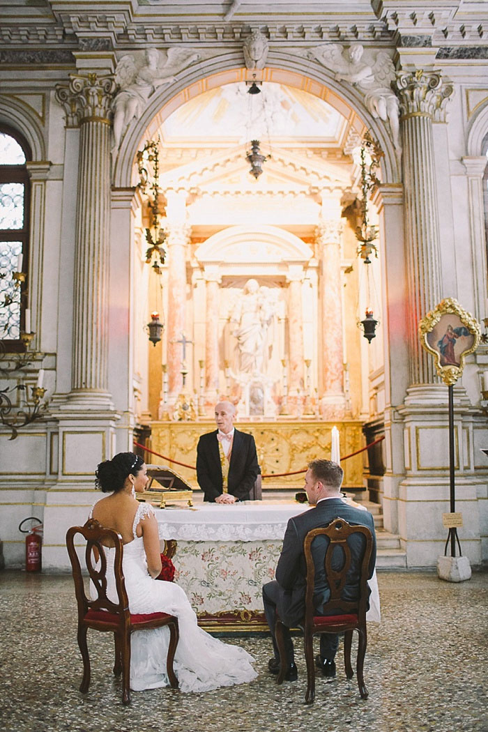 Venice elopement ceremony