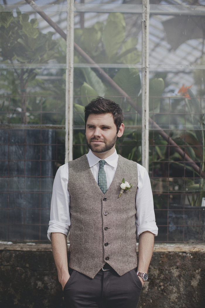 groom portrait