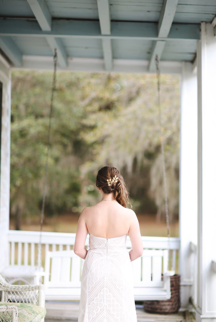 bride portrait from the back