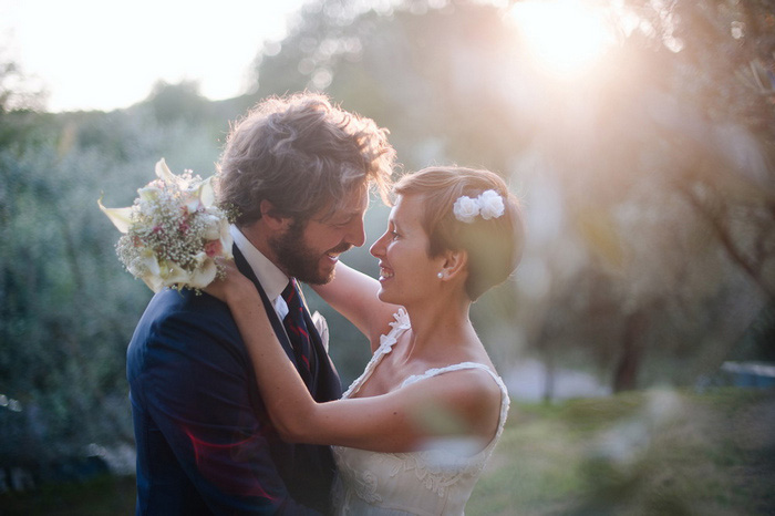 bride and groom portrait in Tuscany