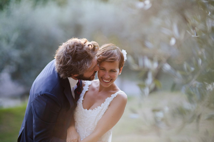 bride and groom portrait in Tuscany