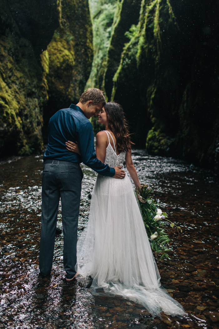 Oregon styled elopement