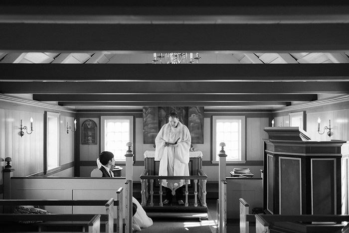 bride and groom in Iceland chapel