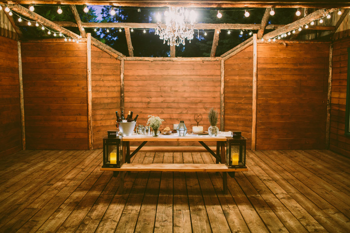 mountain cabin elopement reception