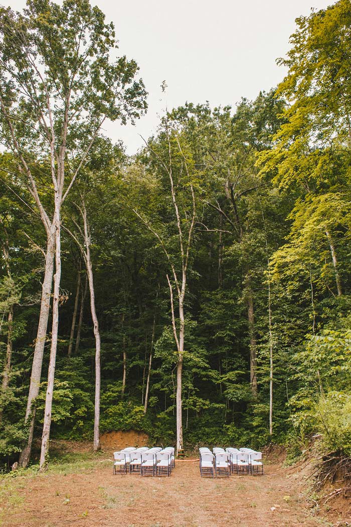 outdoor Kentucky wedding ceremony