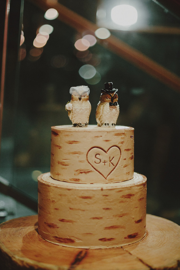 birch bark wedding cake