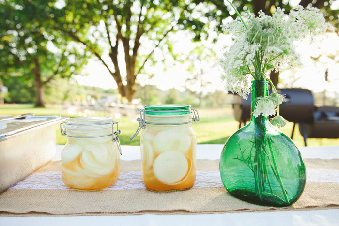 mason jar drinks at wedding