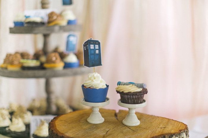 Tardis wedding cupcake