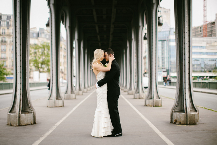 Paris elopement portrait