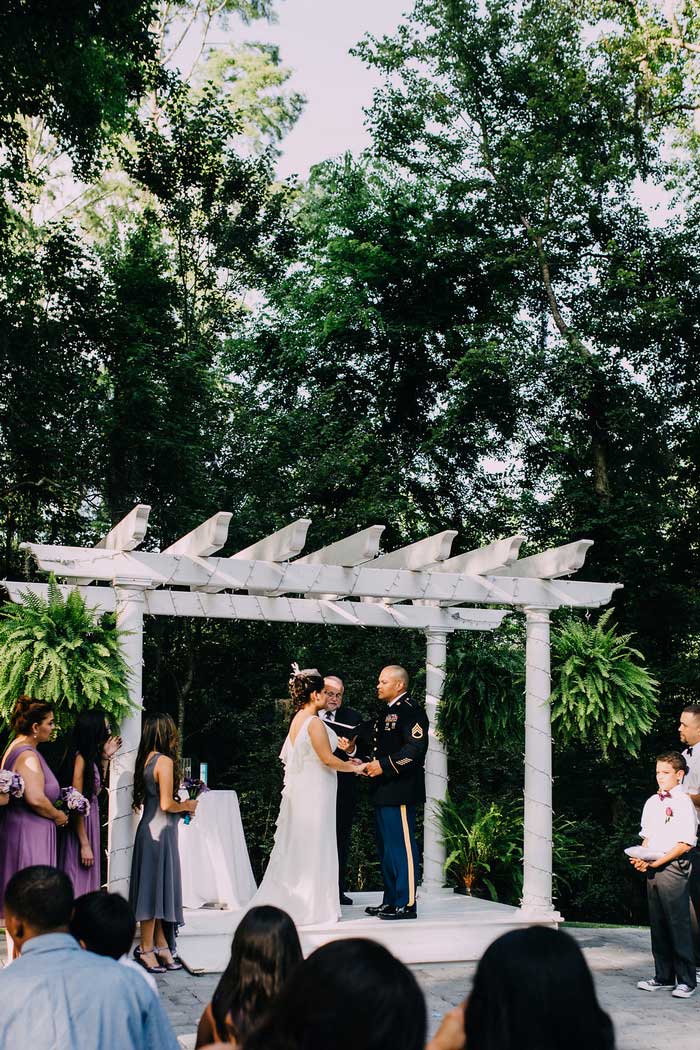 outdoor Savannah wedding ceremony