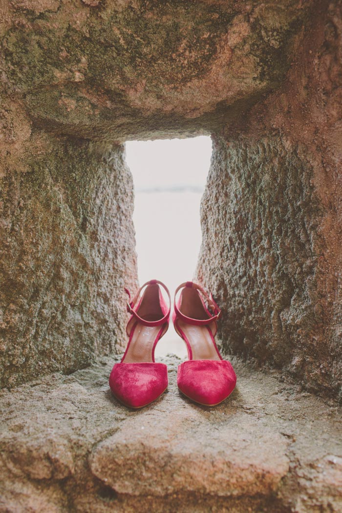 bride's pink shoes