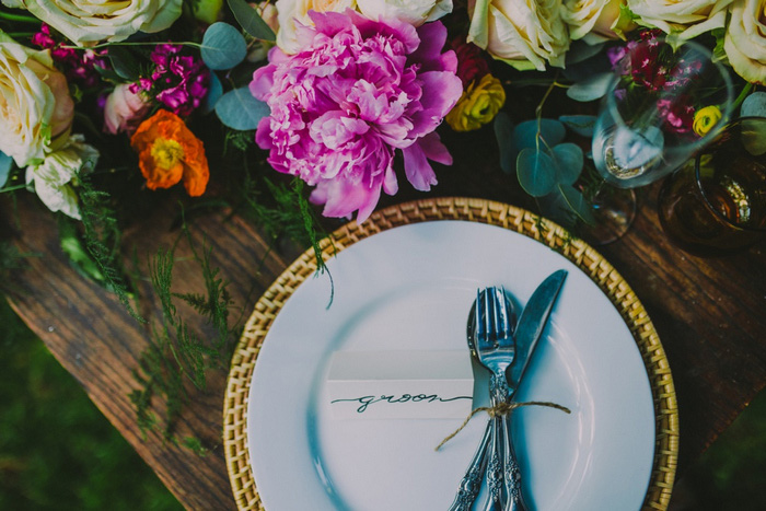 sweetheart table place setting