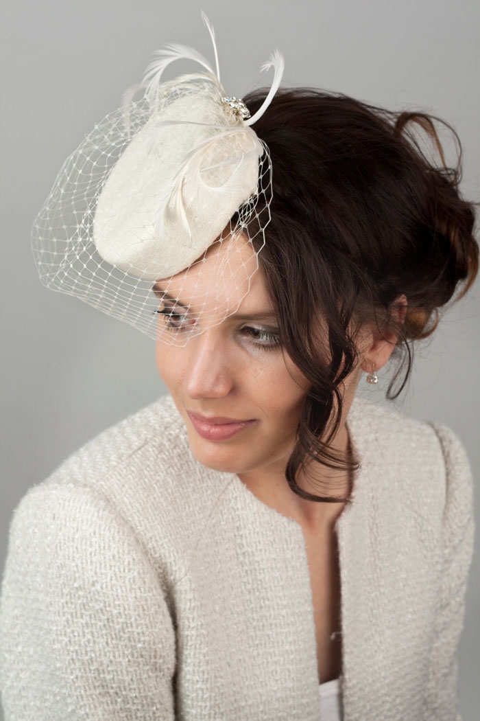 10 Bridal Hats And Fascinators
