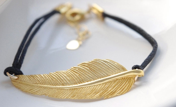 Bohemian-Feather-Bracelet