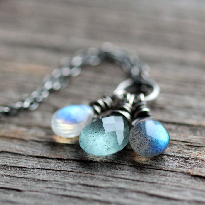 Silver-Moonstone-Necklace