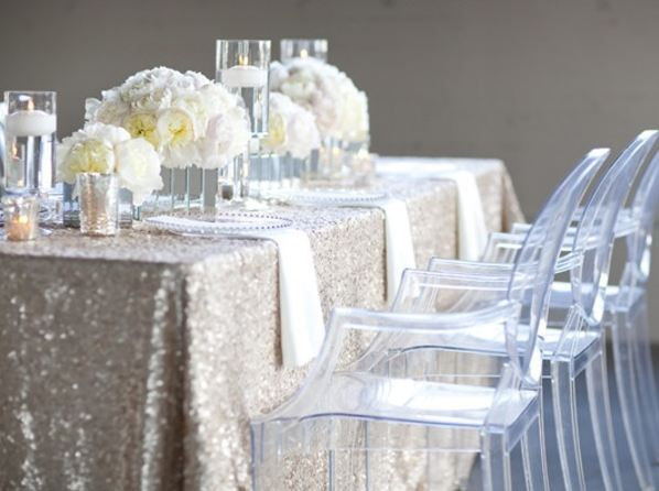 silver table cloth