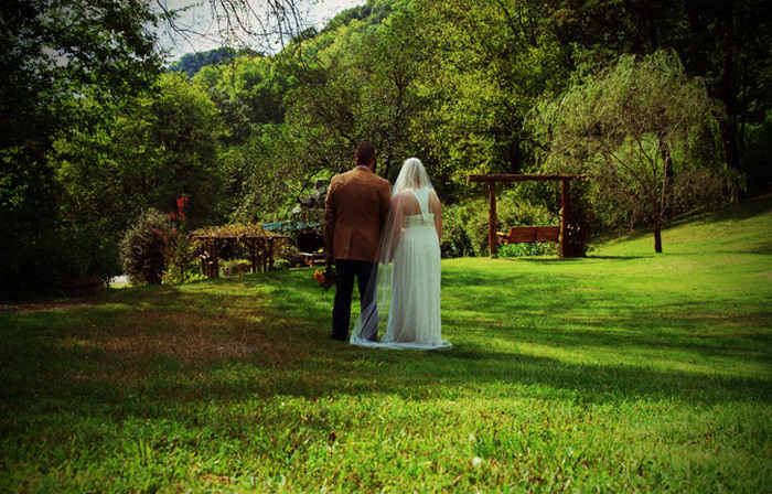 Tennessee-Intimate-Weddings-at-Butterfly-Hollow-1