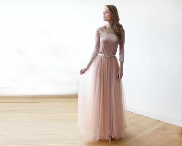 10 Gorgeous Blush Wedding Gowns