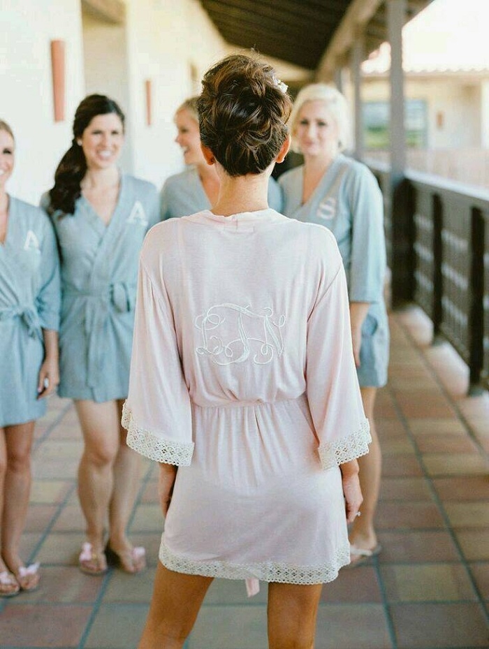 Monogrammed-Bridesmaid-Robe