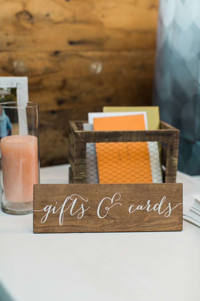 Rustic-Gifts-Cards-Sign