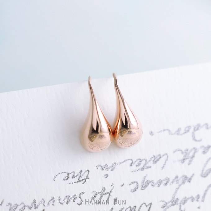 Rose Gold Water Drop Earrings